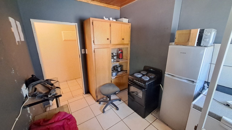 8 Bedroom Property for Sale in Brandwag Free State